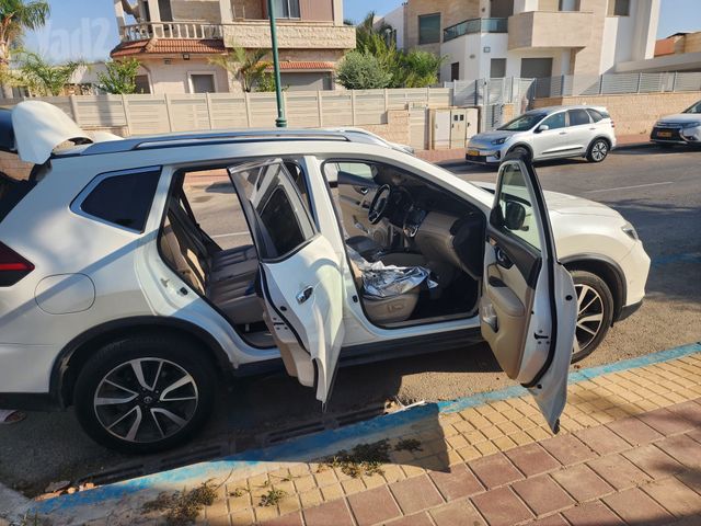 ניסאן אקס טרייל