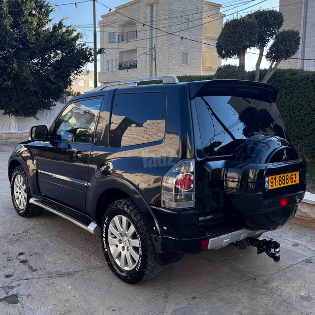 מיצובישי פג'רו