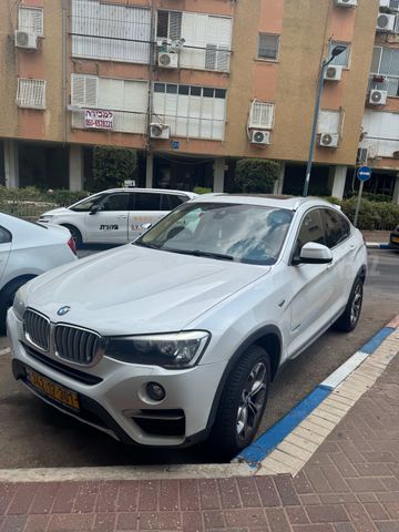 ב מ וו X4