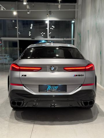 ב מ וו X6