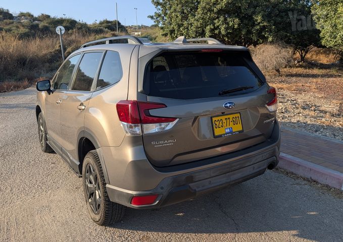 סובארו פורסטר