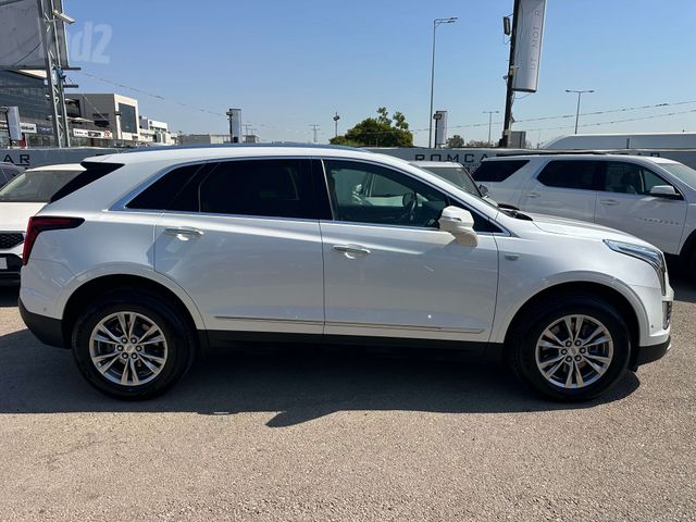 קאדילק XT5