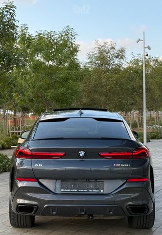 ב מ וו X6