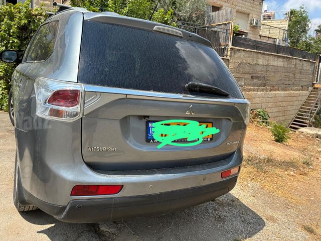 מיצובישי אאוטלנדר