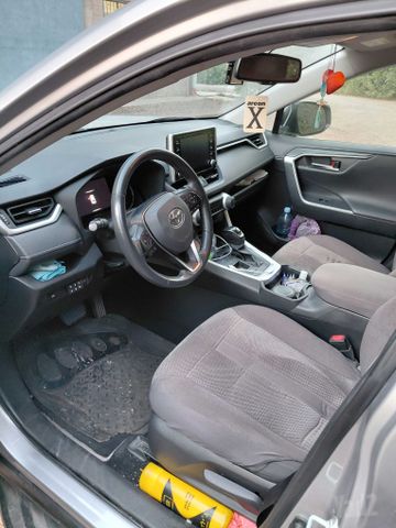 טויוטה RAV4