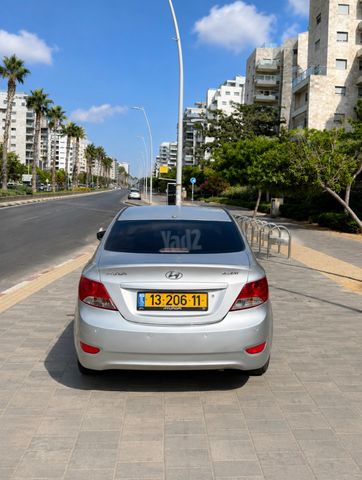 יונדאי אקסנט i25