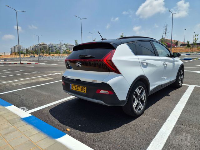 יונדאי באיון