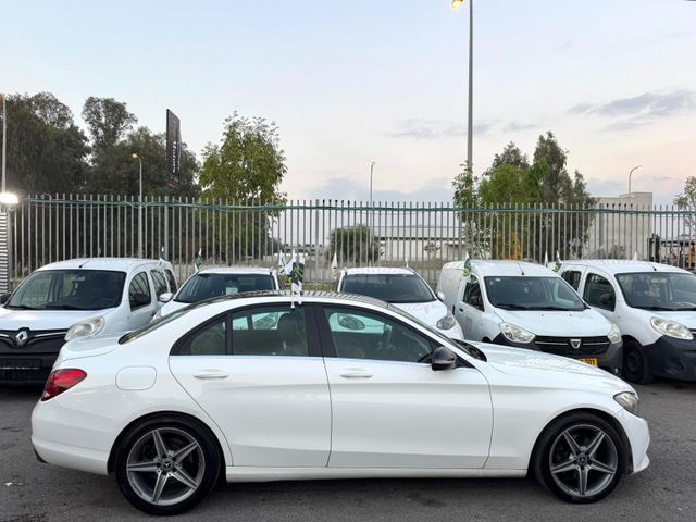 מרצדס-בנץ C-class