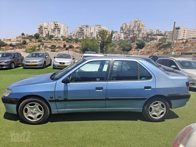 פיג'ו 306