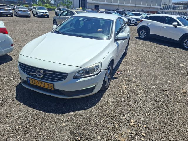 וולוו S60