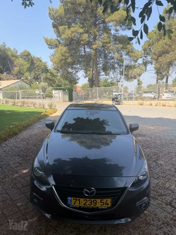 מודעת רכב מאזדה 3