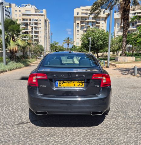 S60 Kinetic אוט׳ 2.0 (245 כ״ס)