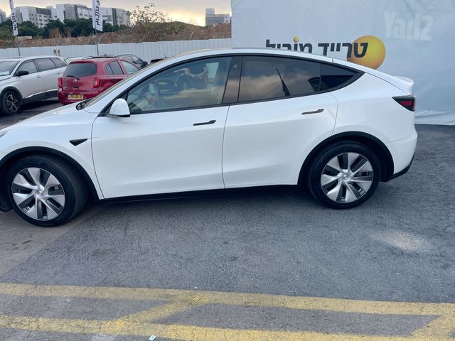 טסלה מודל Y