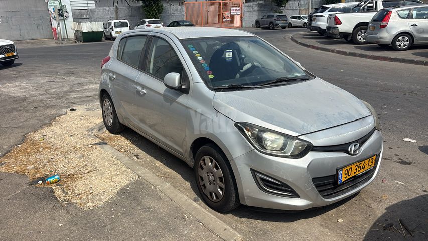 יונדאי i20