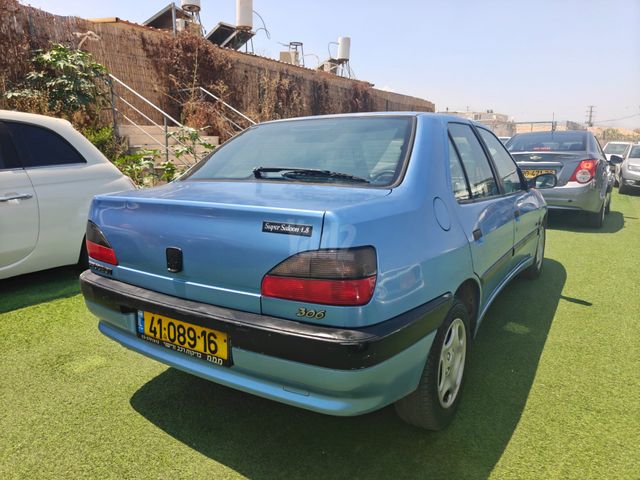 פיג'ו 306