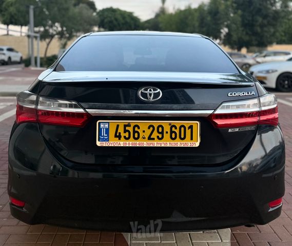 טויוטה קורולה