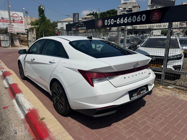 יונדאי אלנטרה