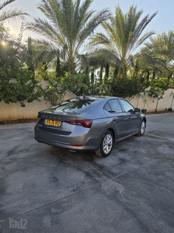 סקודה אוקטביה