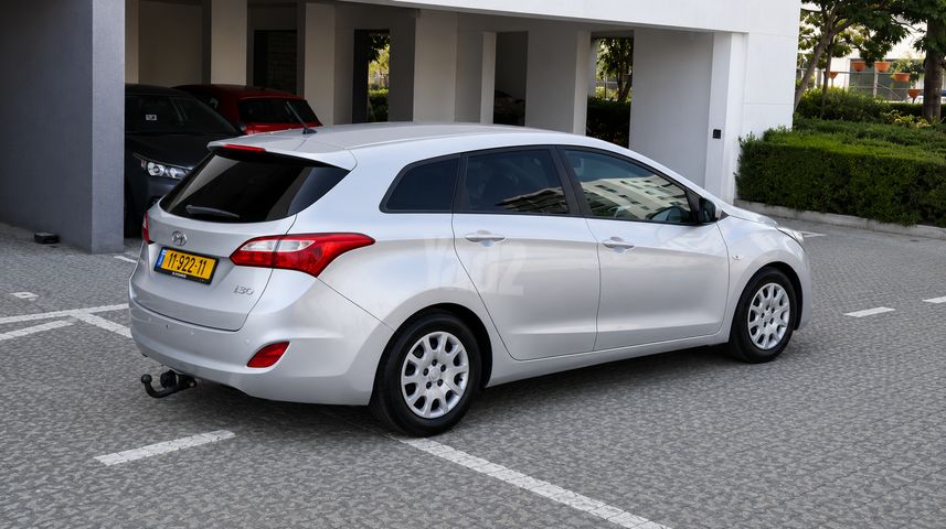 יונדאי i30
