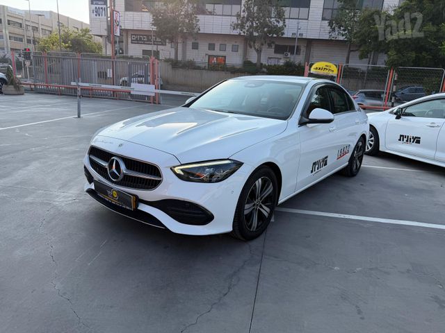 מודעת רכב מרצדס-בנץ C-class
