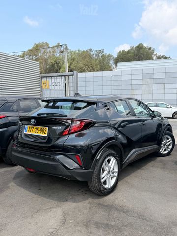 טויוטה C-HR