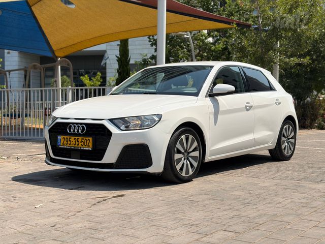 מודעת רכב אאודי A1
