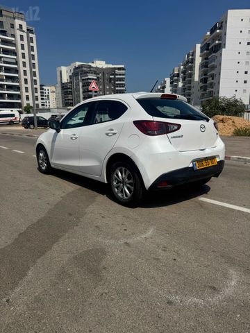 מאזדה 2