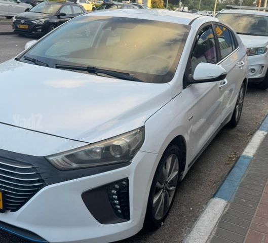 יונדאי איוניק