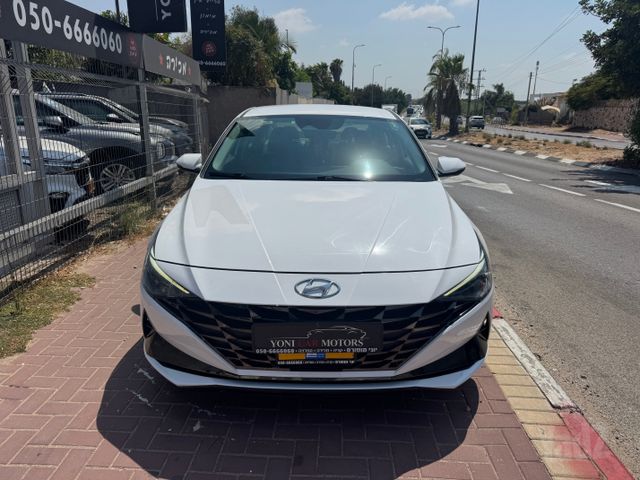 יונדאי אלנטרה