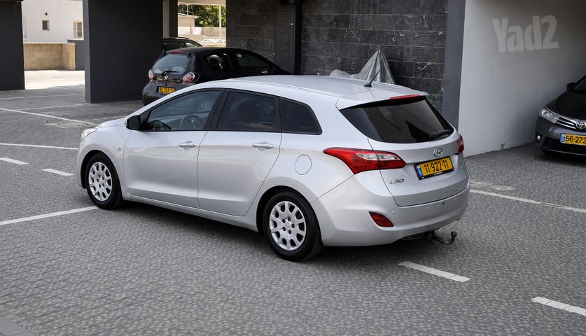 יונדאי i30