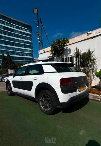 סיטרואן C4