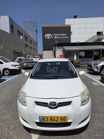 מודעת רכב טויוטה אוריס