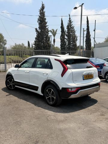 קיה נירו
