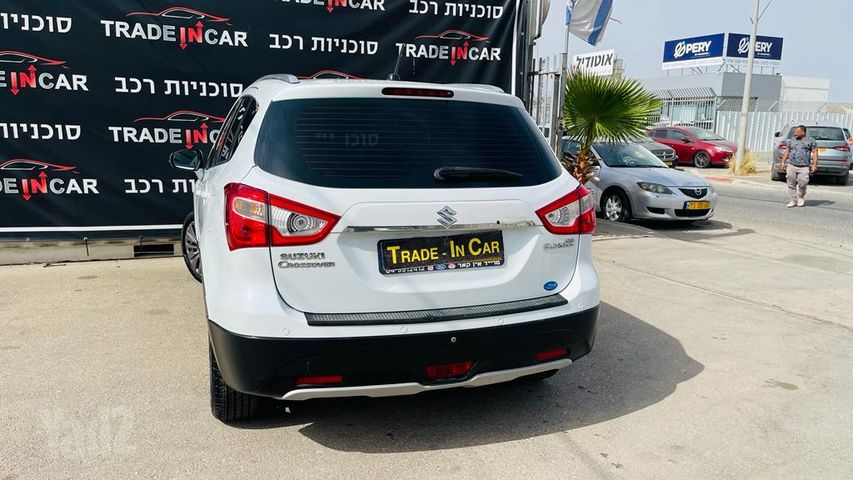 סוזוקי קרוסאובר