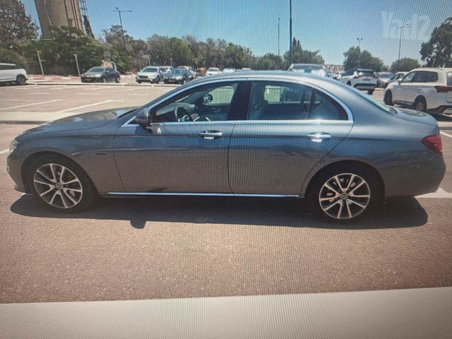 מרצדס-בנץ E-class