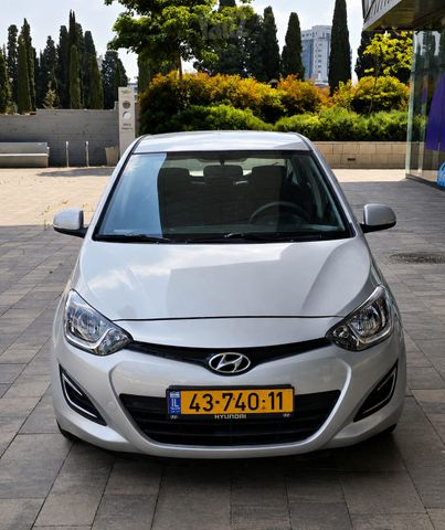יונדאי i20