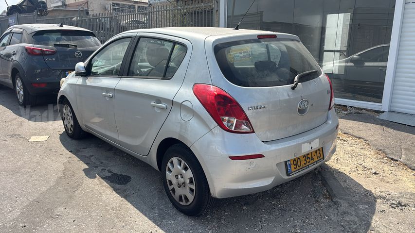 יונדאי i20