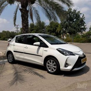 טויוטה יאריס