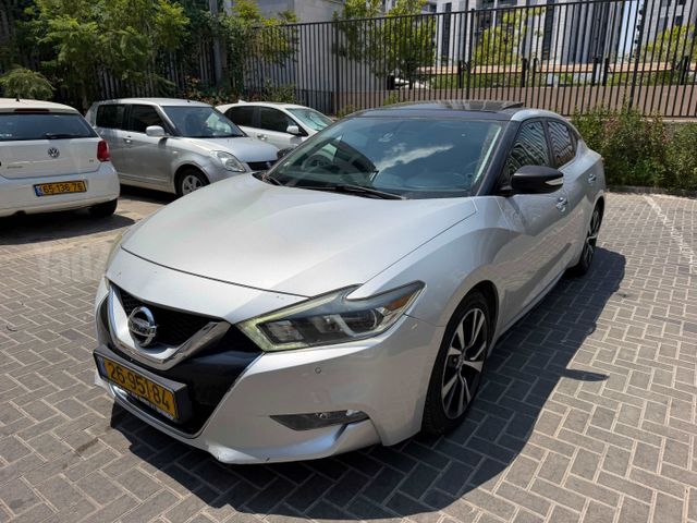 מודעת רכב ניסאן מקסימה