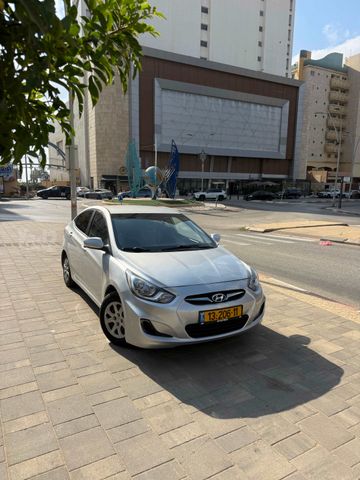 יונדאי אקסנט i25