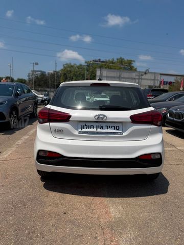 יונדאי i20