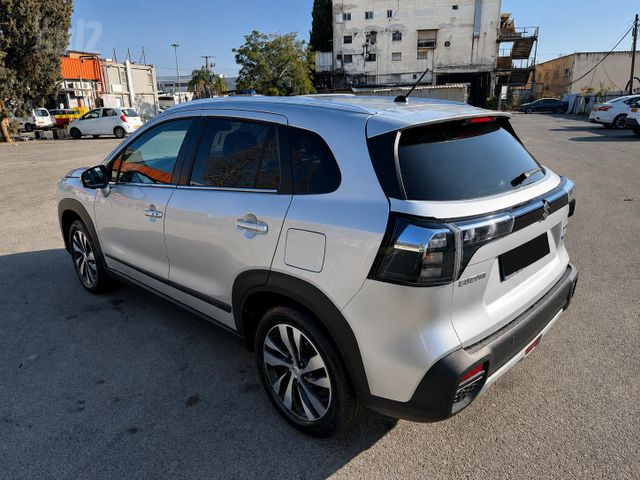 סוזוקי S-Cross