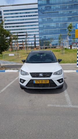 סיאט ארונה