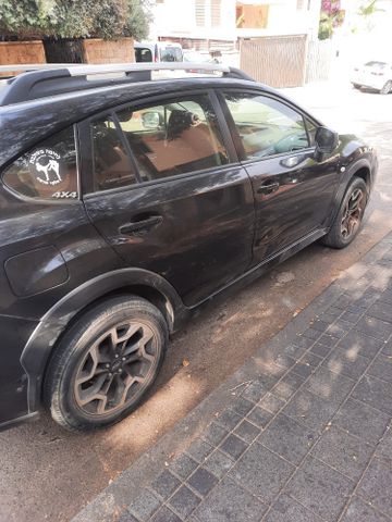 מודעת רכב סובארו XV