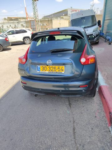 ניסאן ג'וק