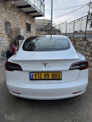 טסלה מודל 3