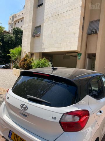 יונדאי i10