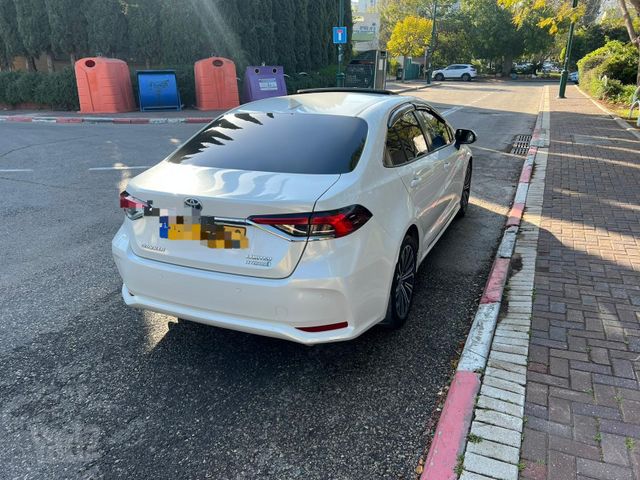טויוטה קורולה