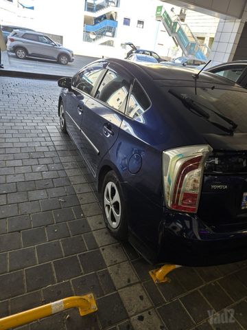 טויוטה פריוס