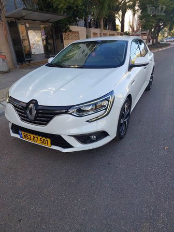 רנו מגאן